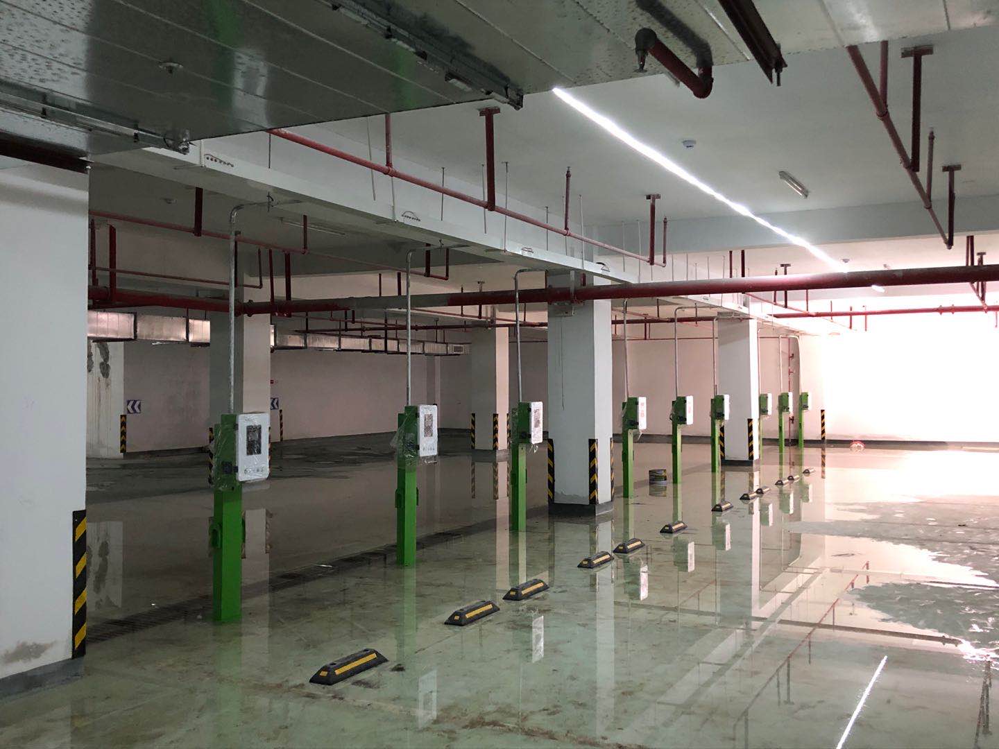 新能源充電樁與固態(tài)電池的發(fā)展 新能源充電樁與固態(tài)電池的發(fā)展
